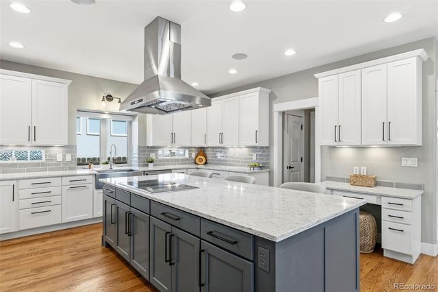 1641 S Madison Street, Denver, CO 80210