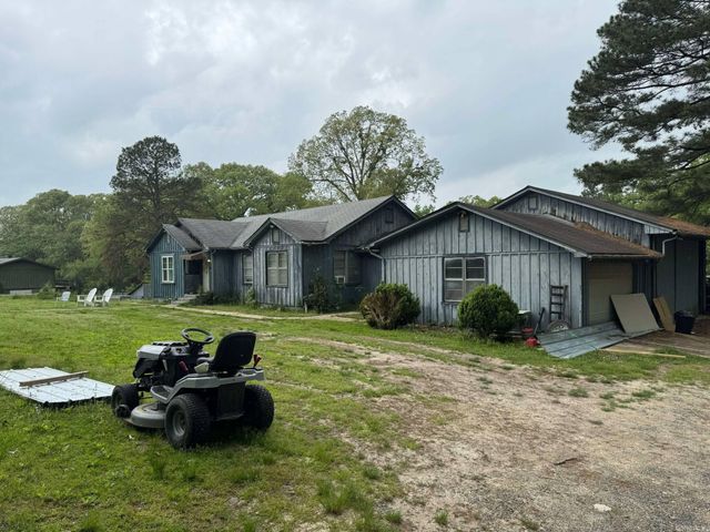 158 Polk Road 8, Wickes, AR 71973