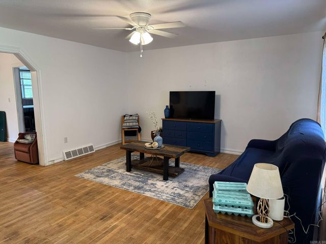 158 Polk Road 8, Wickes, AR 71973