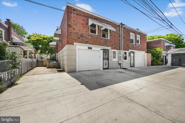1707 KENDRICK LN, Norristown, PA 19401