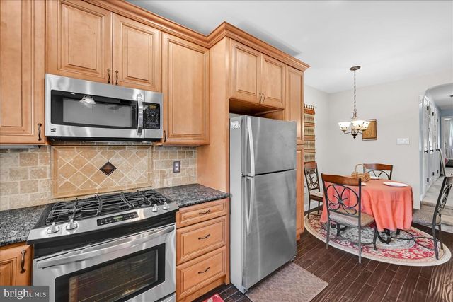 1707 KENDRICK LN, Norristown, PA 19401
