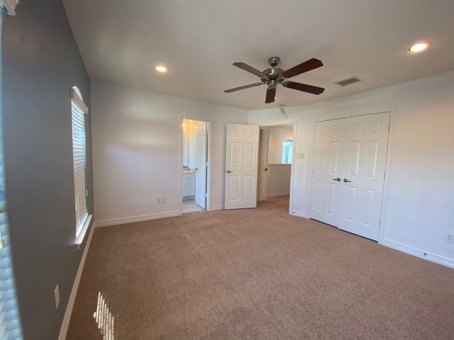 3710 Sherwood Lane 109, Houston, TX 77092