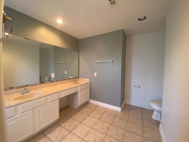 3710 Sherwood Lane 109, Houston, TX 77092