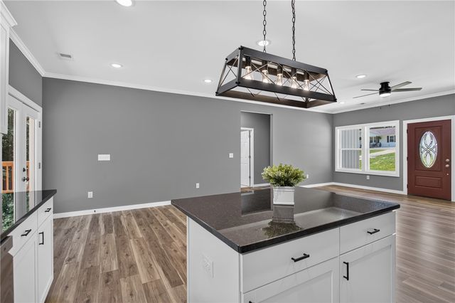 223 Maple Drive, Anderson, SC 29621