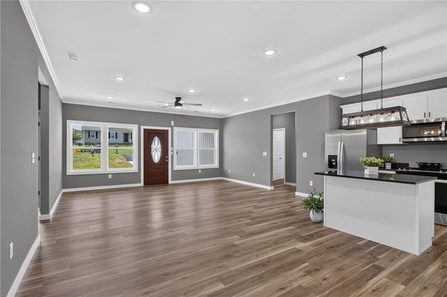 223 Maple Drive, Anderson, SC 29621