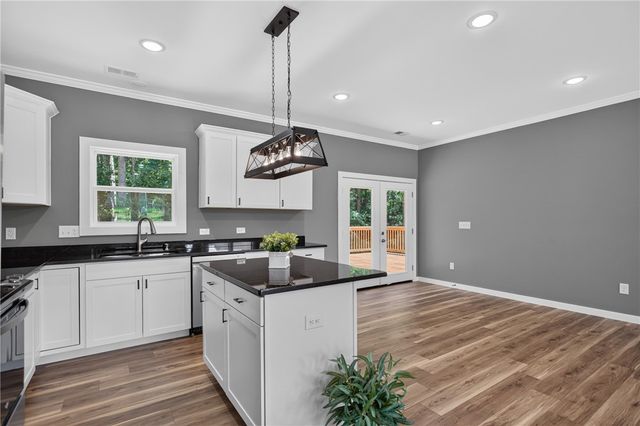 223 Maple Drive, Anderson, SC 29621