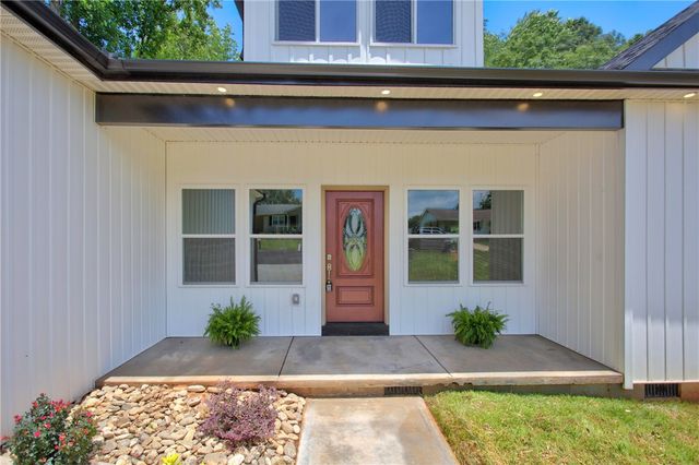 223 Maple Drive, Anderson, SC 29621