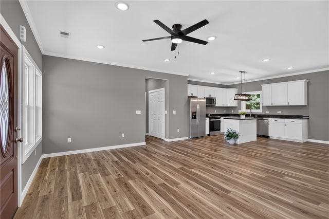 223 Maple Drive, Anderson, SC 29621