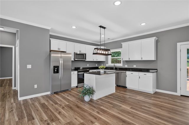 223 Maple Drive, Anderson, SC 29621