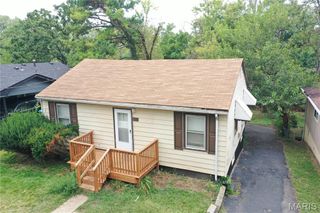 811 Marvin Avenue, Ferguson, MO 63135