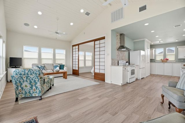 17515 Bristow Drive, Galveston, TX 77554