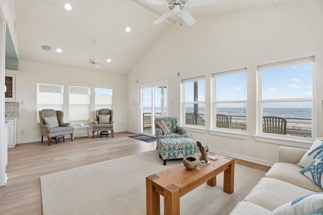 17515 Bristow Drive, Galveston, TX 77554