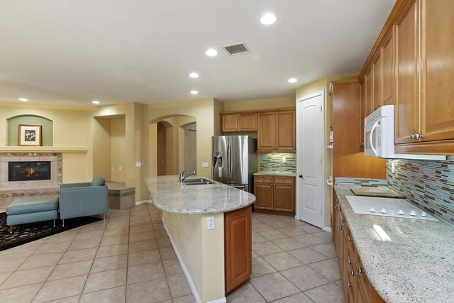 198 Via San Lucia, Rancho Mirage, CA 92270