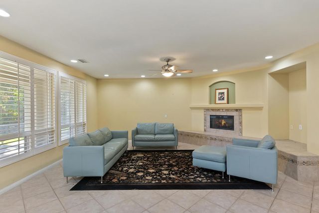 198 Via San Lucia, Rancho Mirage, CA 92270