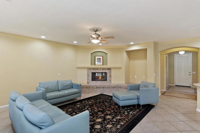 198 Via San Lucia, Rancho Mirage, CA 92270