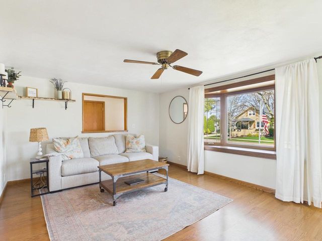 119 E TAFT AVENUE, Appleton, WI 54915