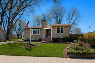 119 E TAFT AVENUE, Appleton, WI 54915