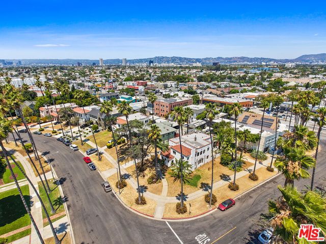 4409 Victoria Park Drive, Los Angeles, CA 90019