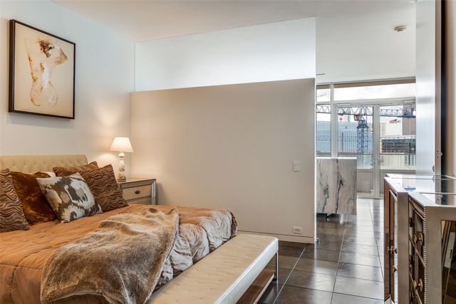 2430 Victory Park Lane 2206, Dallas, TX 75219