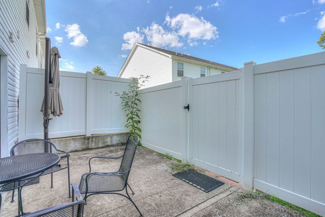 107 Latimer Dr, Smyrna, TN 37167