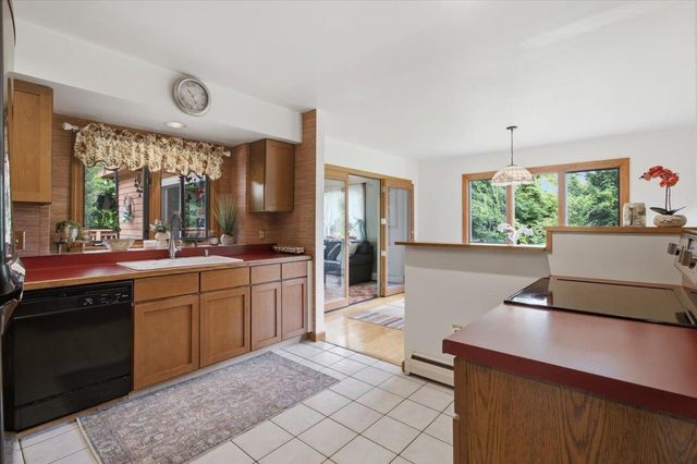 134 Fox Hill Road, Shaftsbury, VT 05257