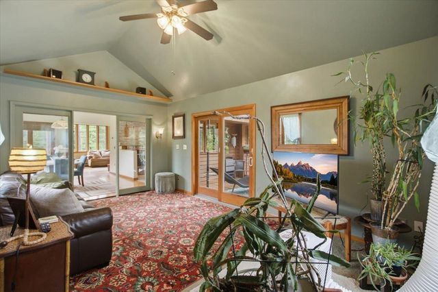 134 Fox Hill Road, Shaftsbury, VT 05257
