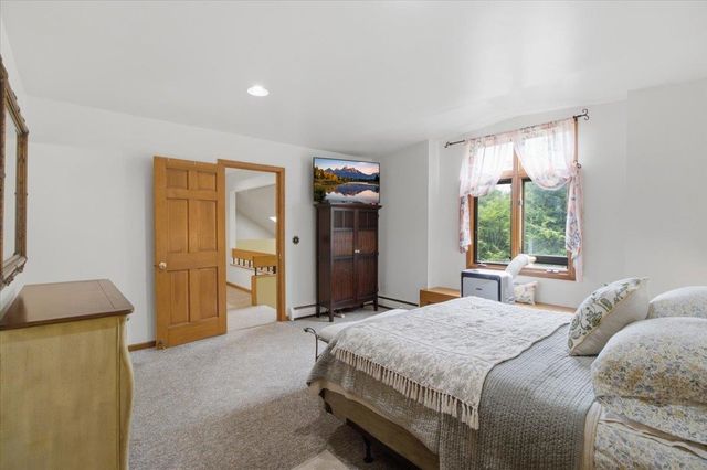 134 Fox Hill Road, Shaftsbury, VT 05257