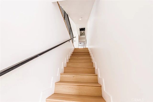 5207 W 20th, Los Angeles, CA 90016