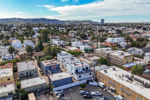 5207 W 20th, Los Angeles, CA 90016