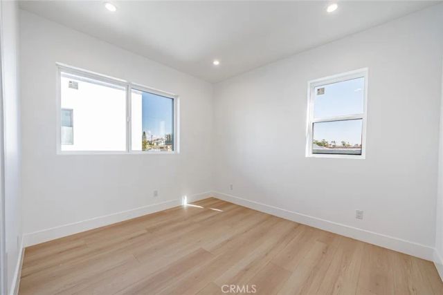 5207 W 20th, Los Angeles, CA 90016