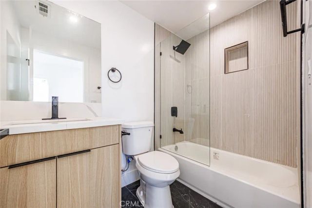 5207 W 20th, Los Angeles, CA 90016