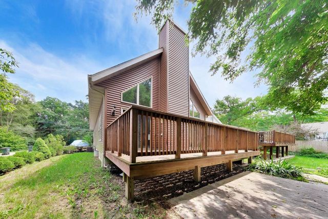 809 Spruce STREET, Twin Lakes, WI 53181