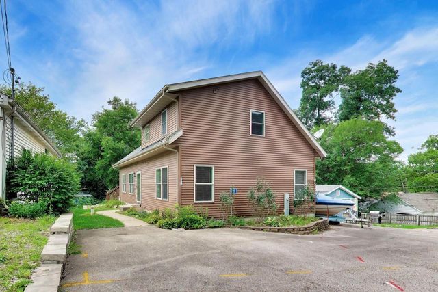 809 Spruce STREET, Twin Lakes, WI 53181