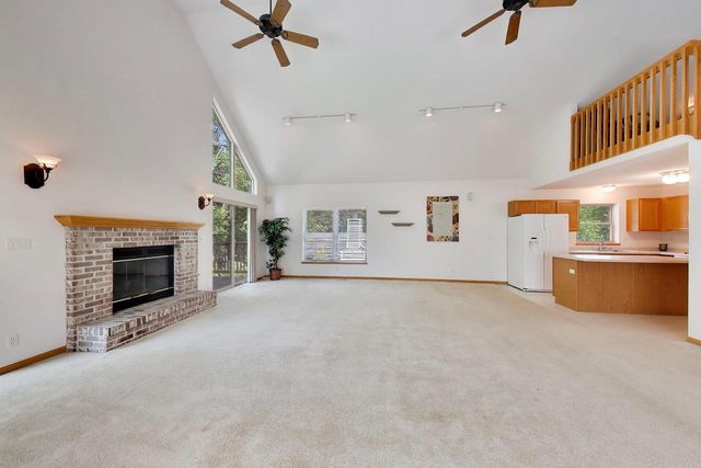 809 Spruce STREET, Twin Lakes, WI 53181