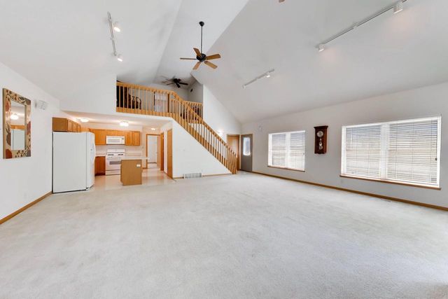 809 Spruce STREET, Twin Lakes, WI 53181