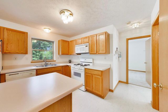 809 Spruce STREET, Twin Lakes, WI 53181