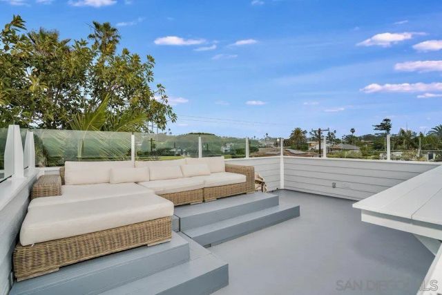 5247 Chelsea, La Jolla, CA 92037