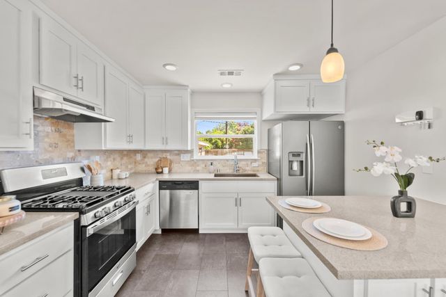 800 Watt Ave, Sacramento, CA 95864