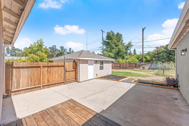 800 Watt Ave, Sacramento, CA 95864