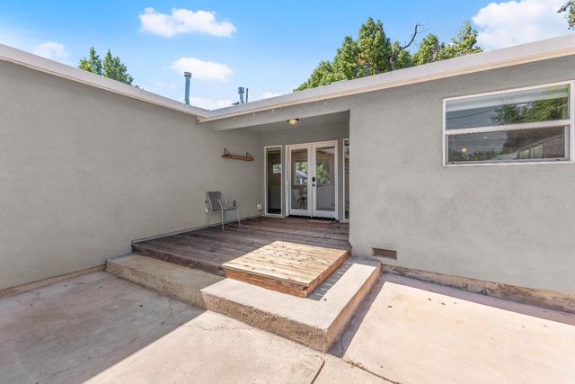 800 Watt Ave, Sacramento, CA 95864