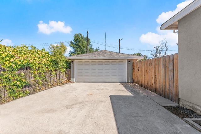 800 Watt Ave, Sacramento, CA 95864