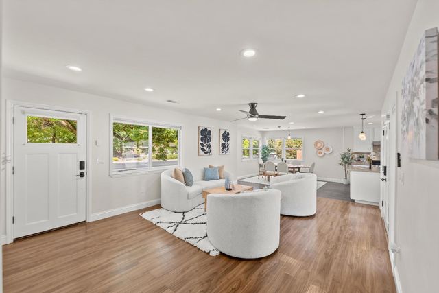 800 Watt Ave, Sacramento, CA 95864