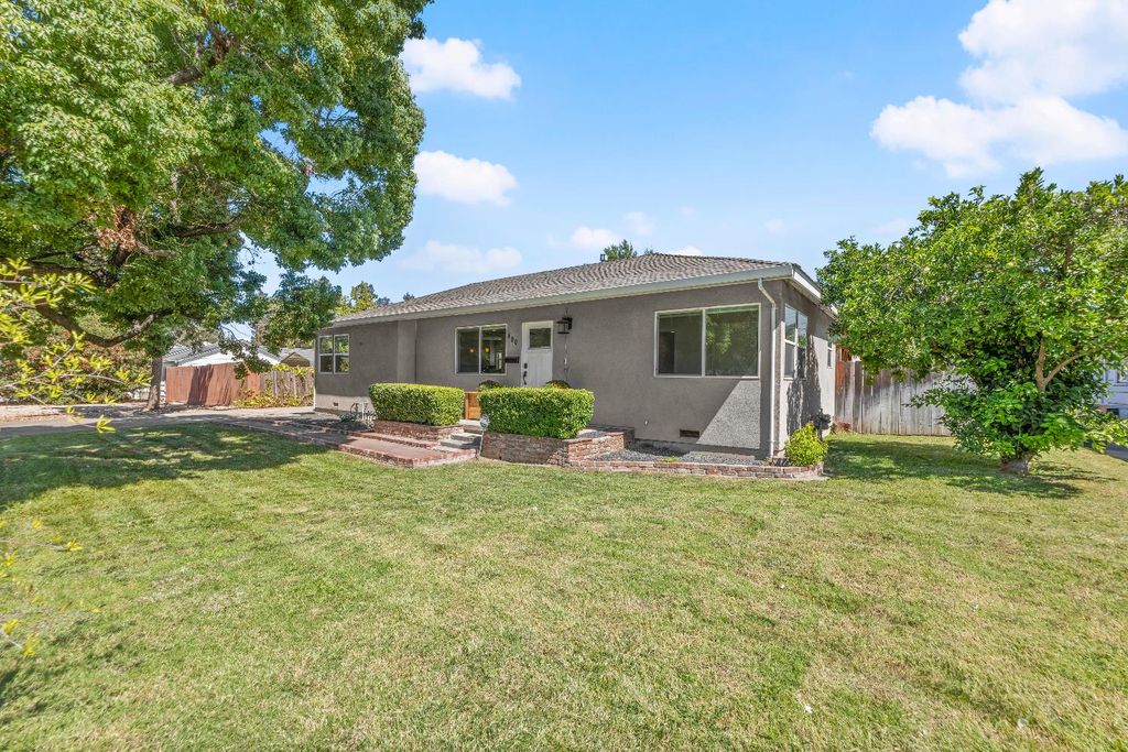 800 Watt Ave, Sacramento, CA 95864