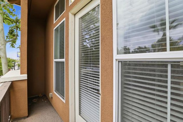 1477 W San Carlos Street, San Jose, CA 95126