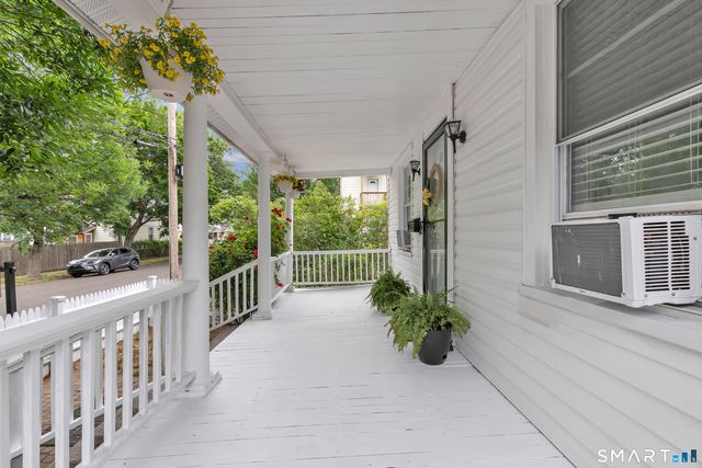 12 Violet Street, Hamden, CT 06517