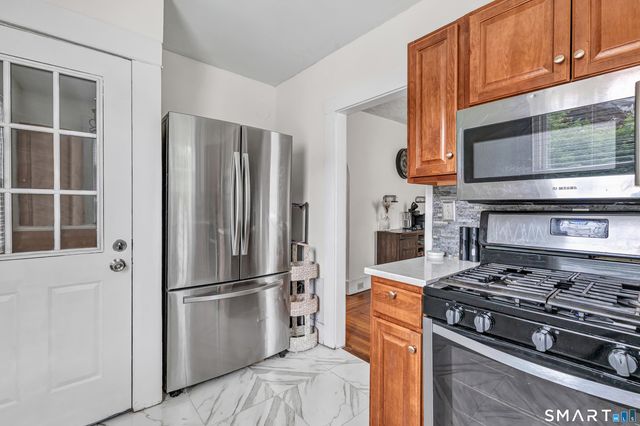 12 Violet Street, Hamden, CT 06517