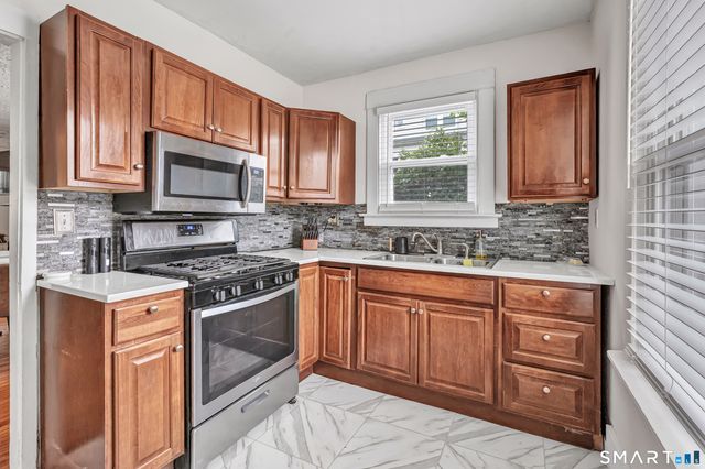 12 Violet Street, Hamden, CT 06517
