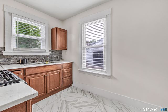 12 Violet Street, Hamden, CT 06517