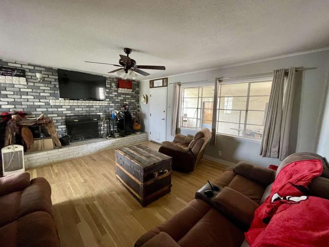 3654 E Donner Avenue, Fresno, CA 93726