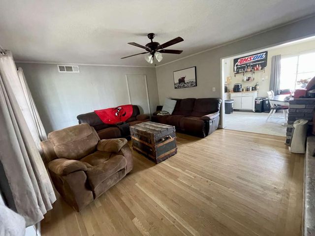 3654 E Donner Avenue, Fresno, CA 93726